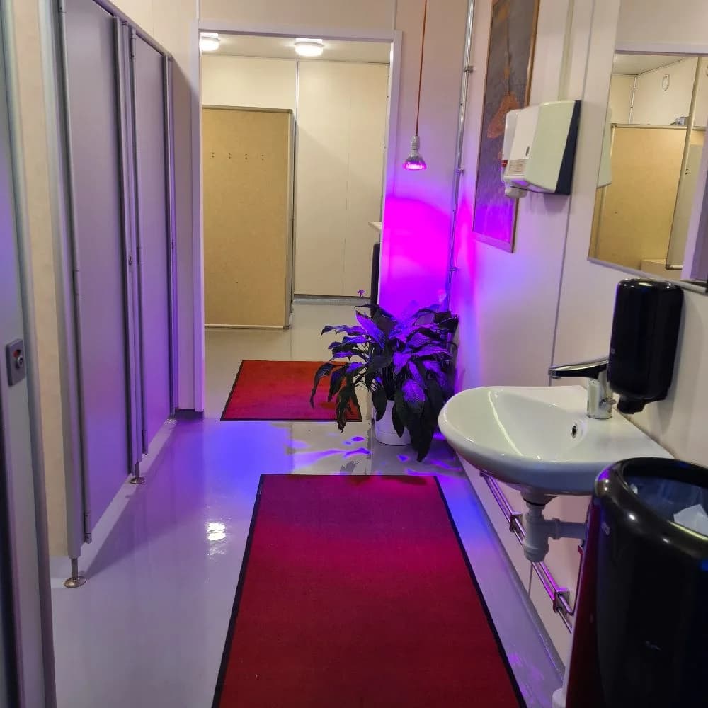 Upptäck Åsa Vandrarhem vid havet! Prisvärt boende på Västkusten nära Göteborg med tillgång till strand, natur & campingens alla faciliteter. Boka nu!