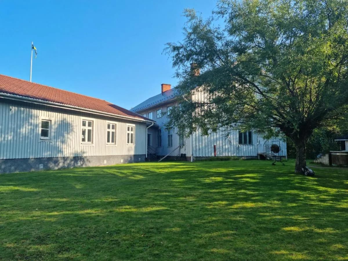 Värmlands främsta vandrarhem med bergsutsikt, gemensam lounge, terrass, grill och omfattande friluftsliv