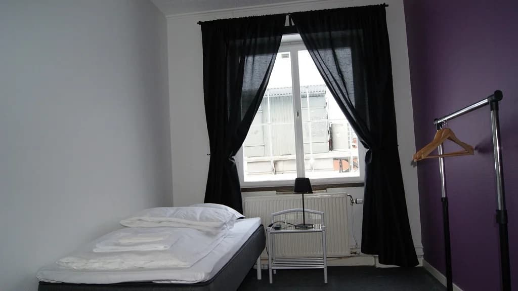 Vandrarhem 11 Rum & Kök - Bild 2