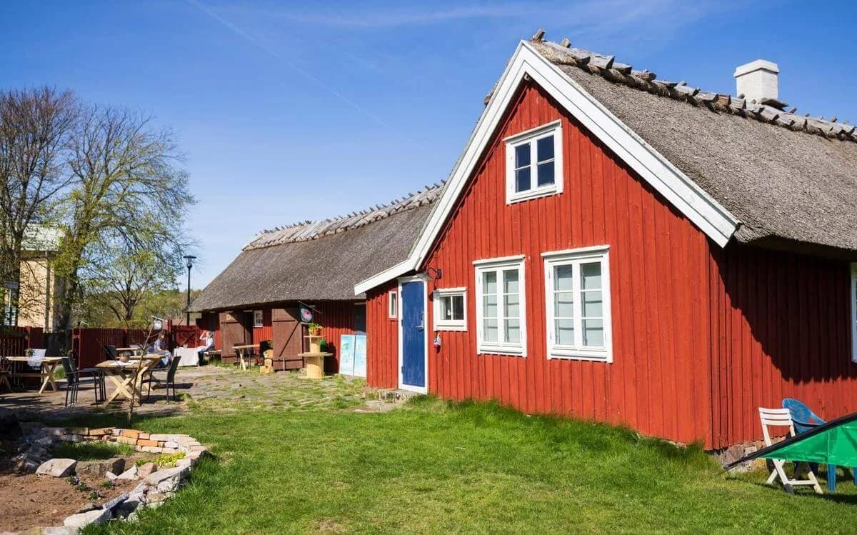 Personligt bed and breakfast med trädgårdsmiljö och kvalitetsboende i Apelviken